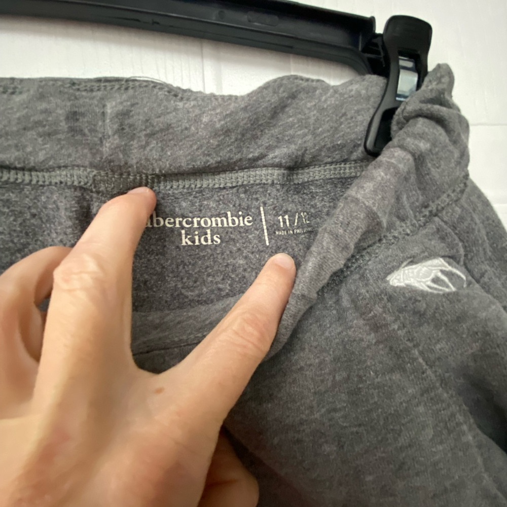 Abercrombie boy’s sweatpants